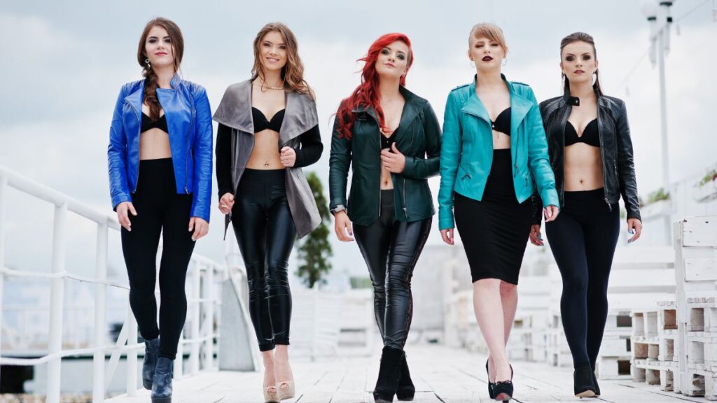 %Focus keyword% high fashion runway models