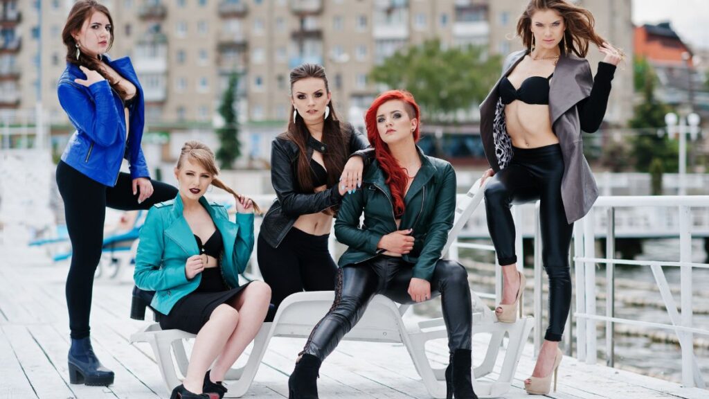 %Focus keyword% high fashion runway models