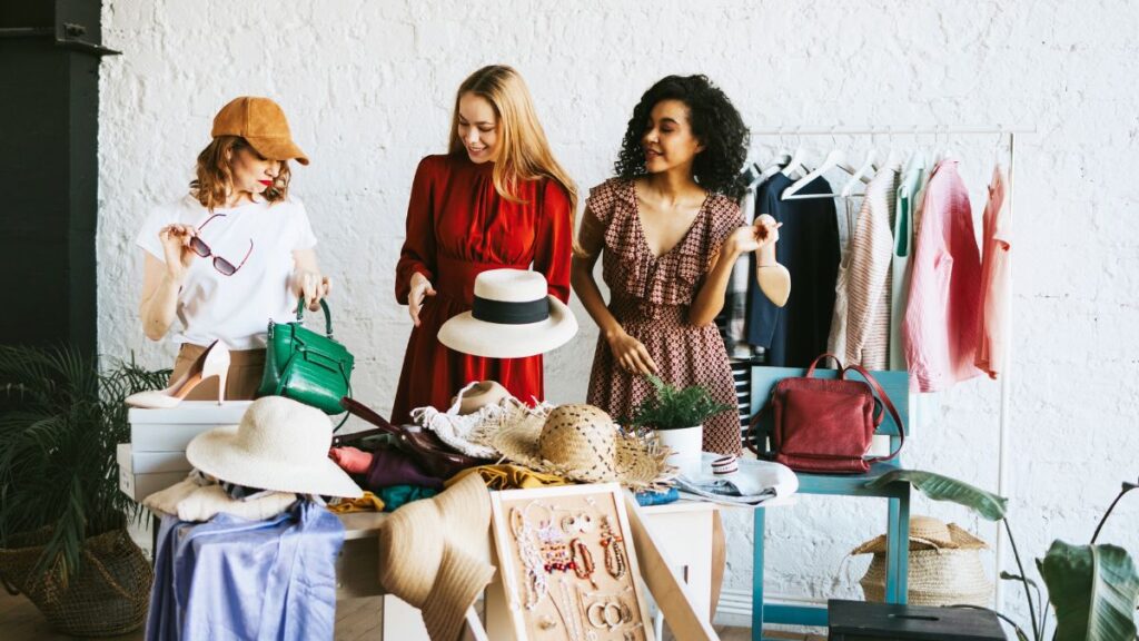 %Focus keyword% runway fashion exchange flagstaff
