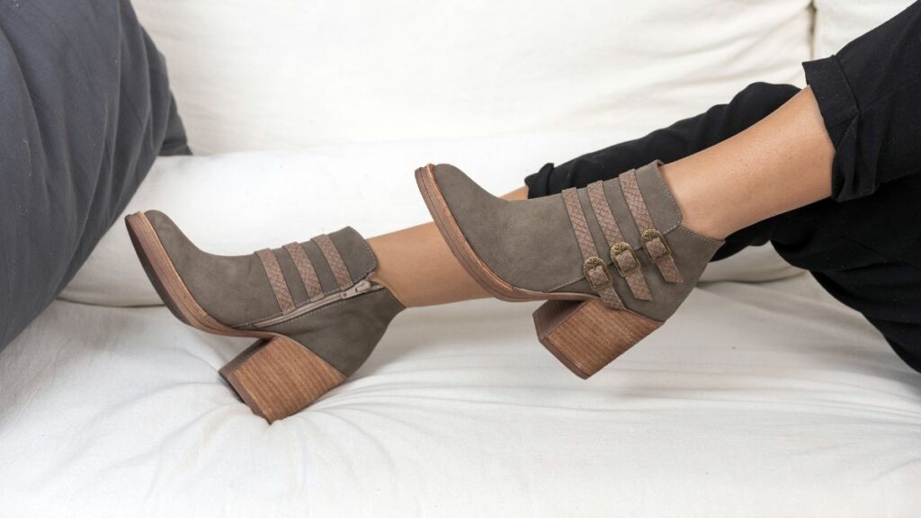 Women's fashion western boots